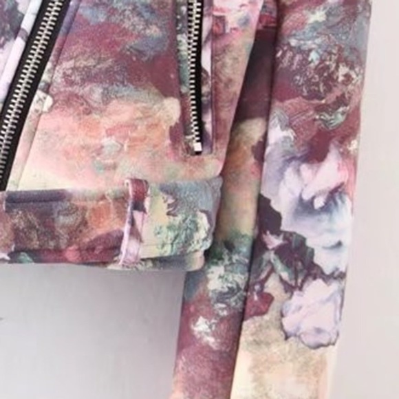 🆕Floral Suede Belted Moto Jacket - Picture 6 of 7